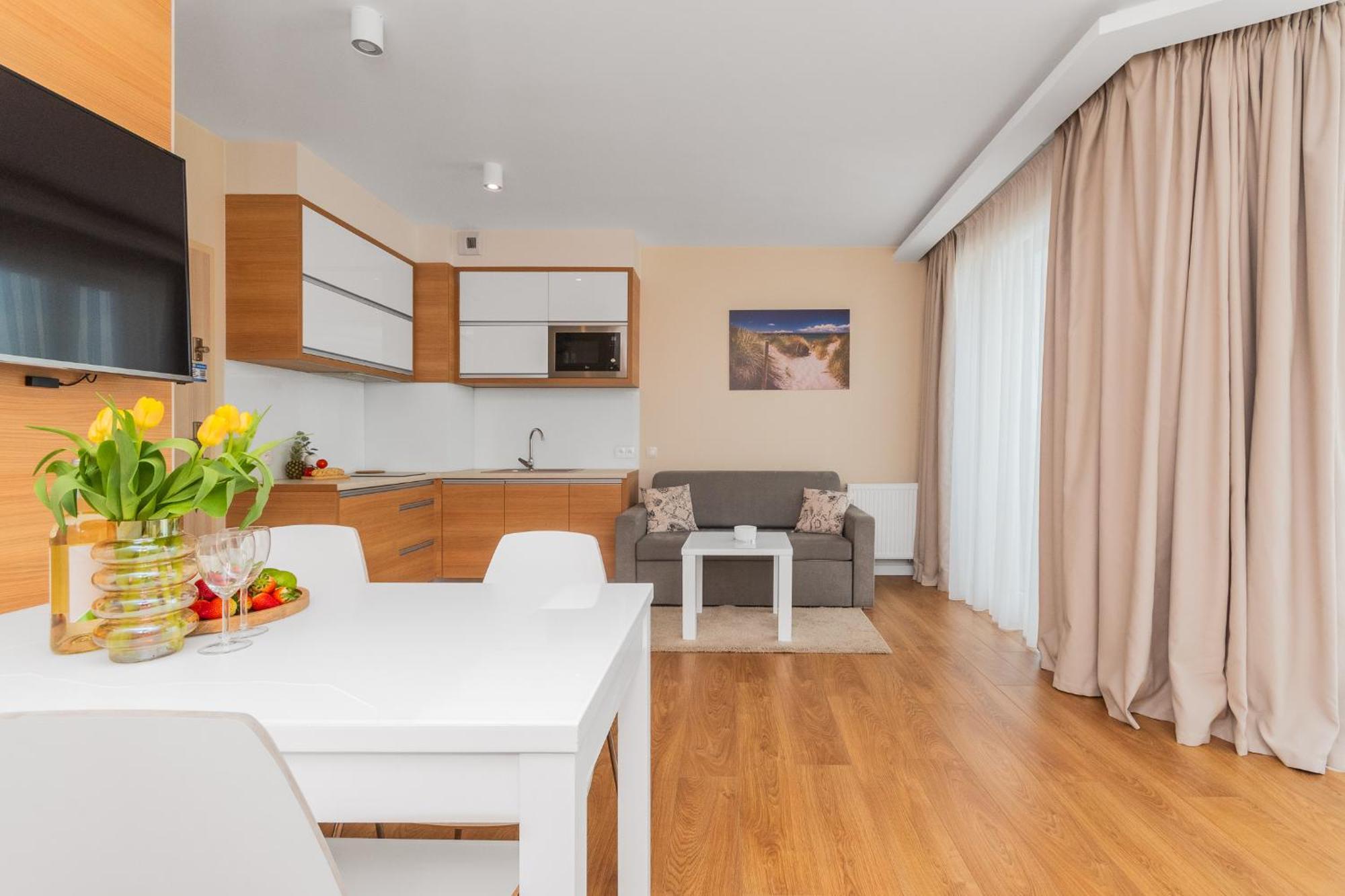 Apartamenty Mierzeja - Marina, Katy Rybackie, 100 M Od Zalewu Wislanego Exteriör bild