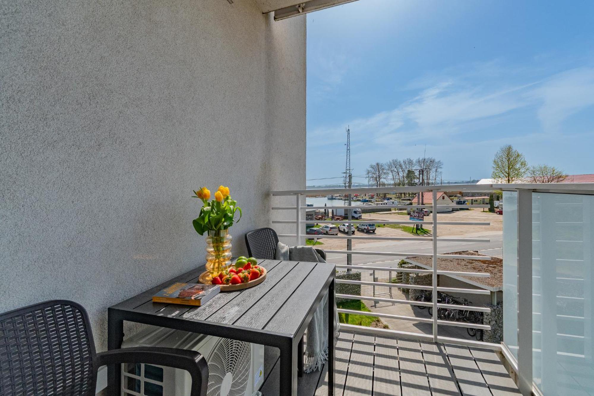 Apartamenty Mierzeja - Marina, Katy Rybackie, 100 M Od Zalewu Wislanego Exteriör bild